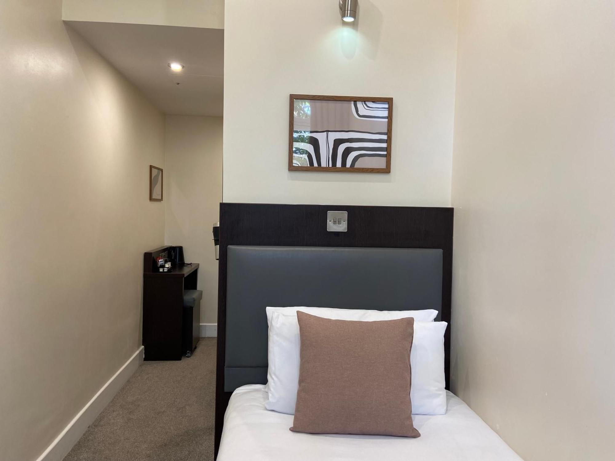 Trebovir Hotel Londres Quarto foto